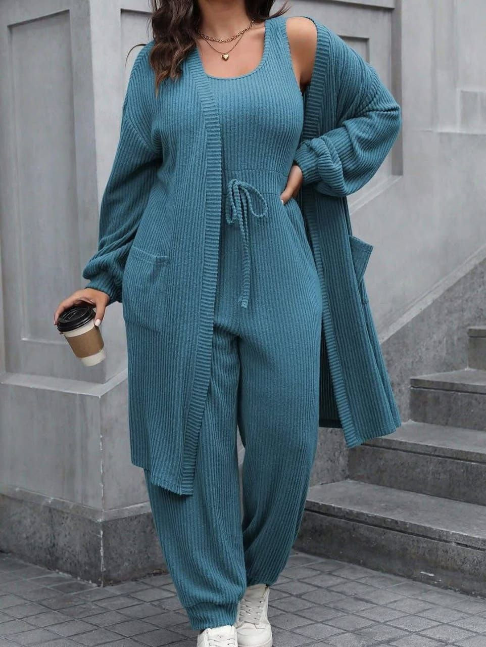 طقم سالوبيت كاجوال عصري قطعتين | Premium 2-Piece Jumpsuit & Cardigan Set