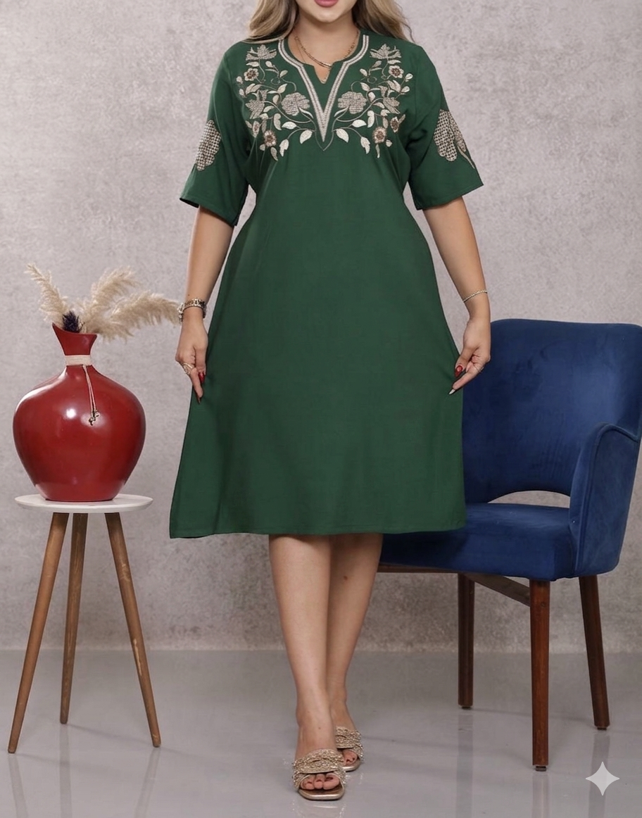 جلابية شرقية ناعمة بمطرزات نباتية | Elegant Embroidered Oriental Jalabiya