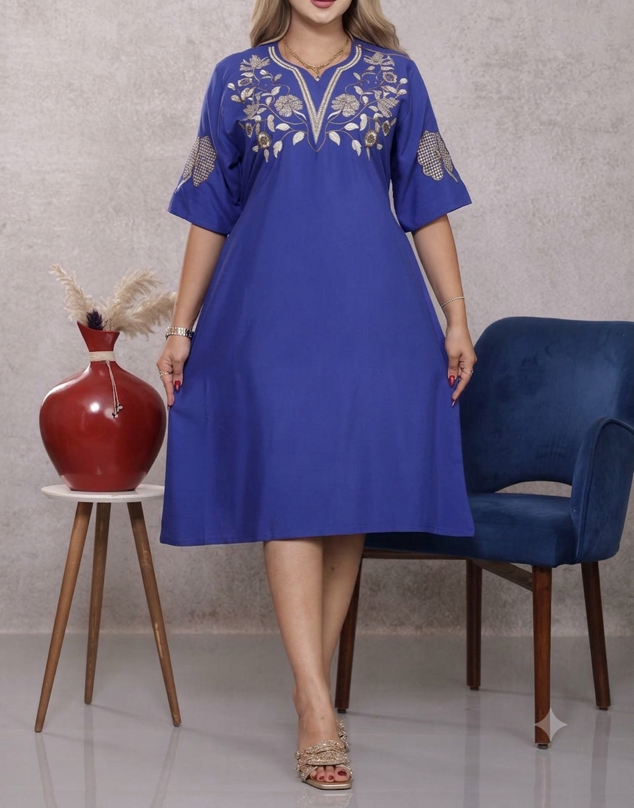 جلابية شرقية ناعمة بمطرزات نباتية | Elegant Embroidered Oriental Jalabiya