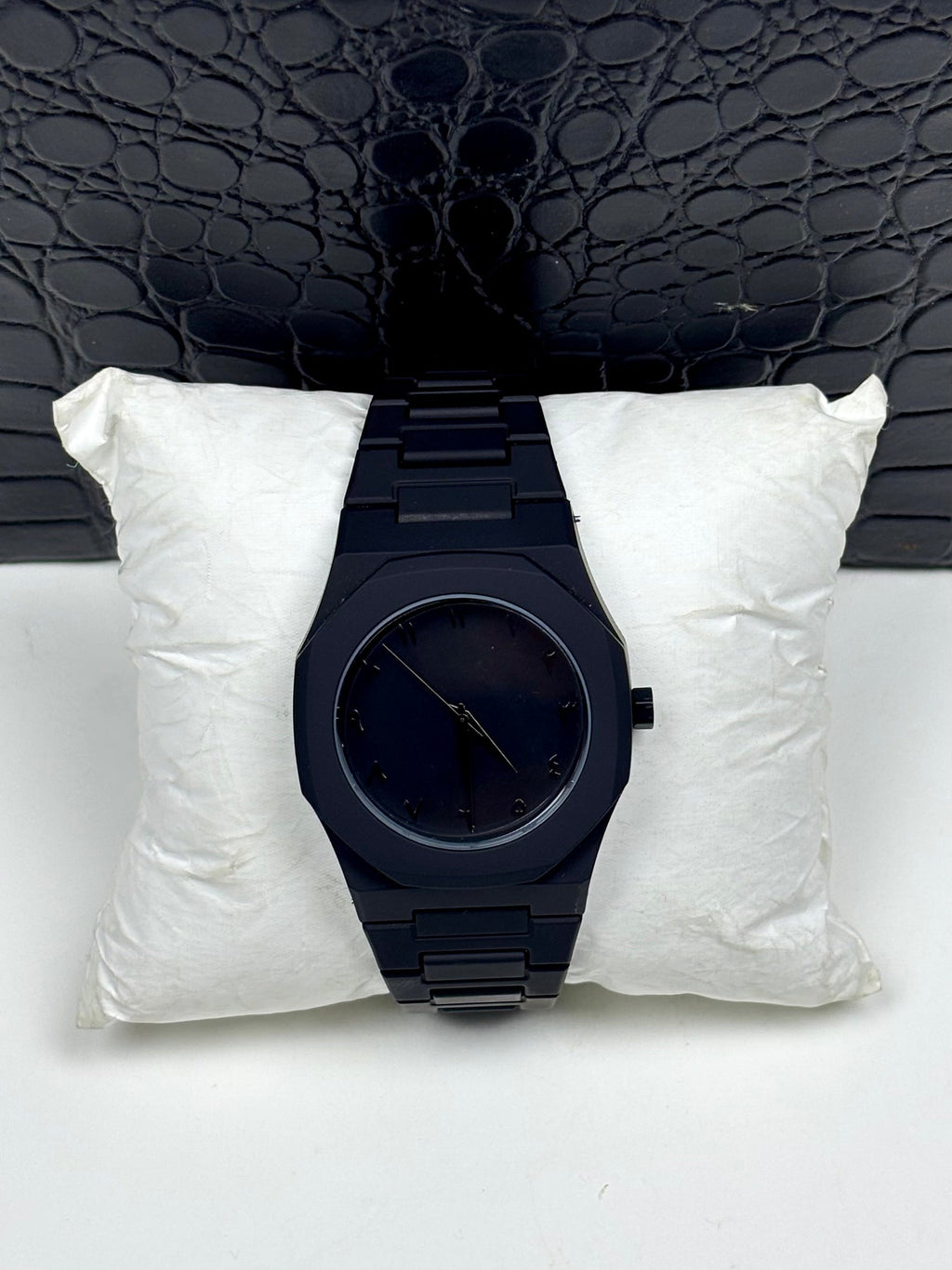 ساعة "سواد الليل" الفاخرة | "Midnight Noir" Luxury Watch