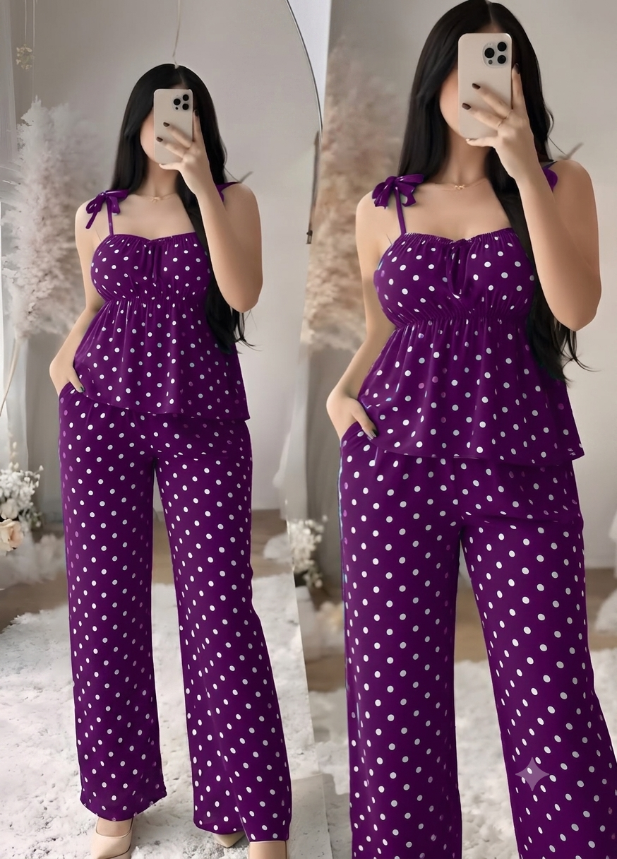 طقم منزلي بنقشة النقاط الكلاسيكية (قطعتين) | Classic Polka Dot 2-Piece Lounge Set