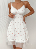 فستان منزلي قصير بتطريزات رقيقة وتفاصيل دانتيل | Delicate Floral Embroidered Lace Lounge Dress