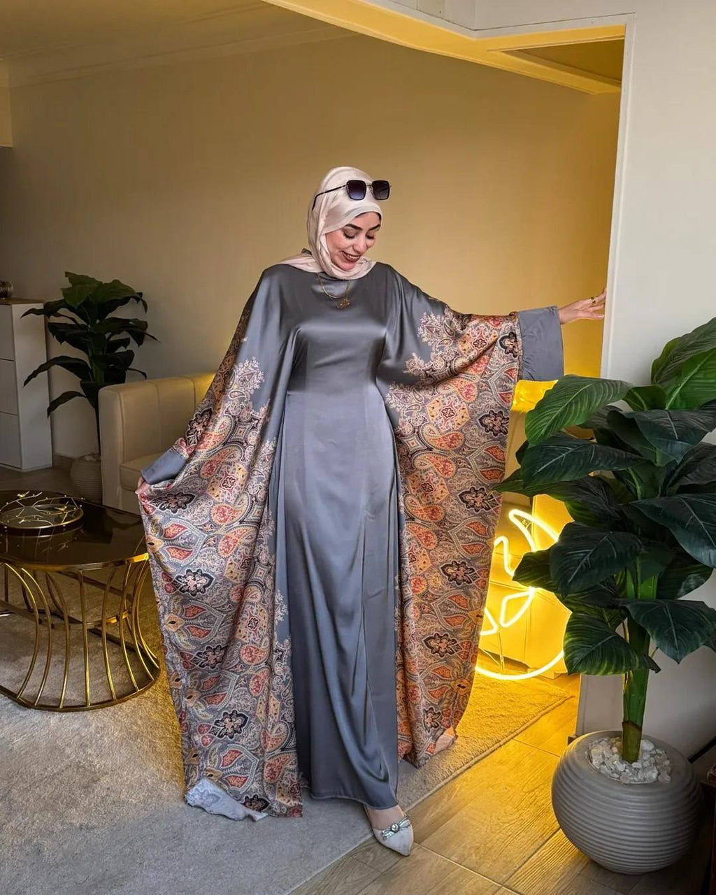 عباية ملكية بلمسات شرقية فاخرة | Luxury Royal Oriental Style Abaya