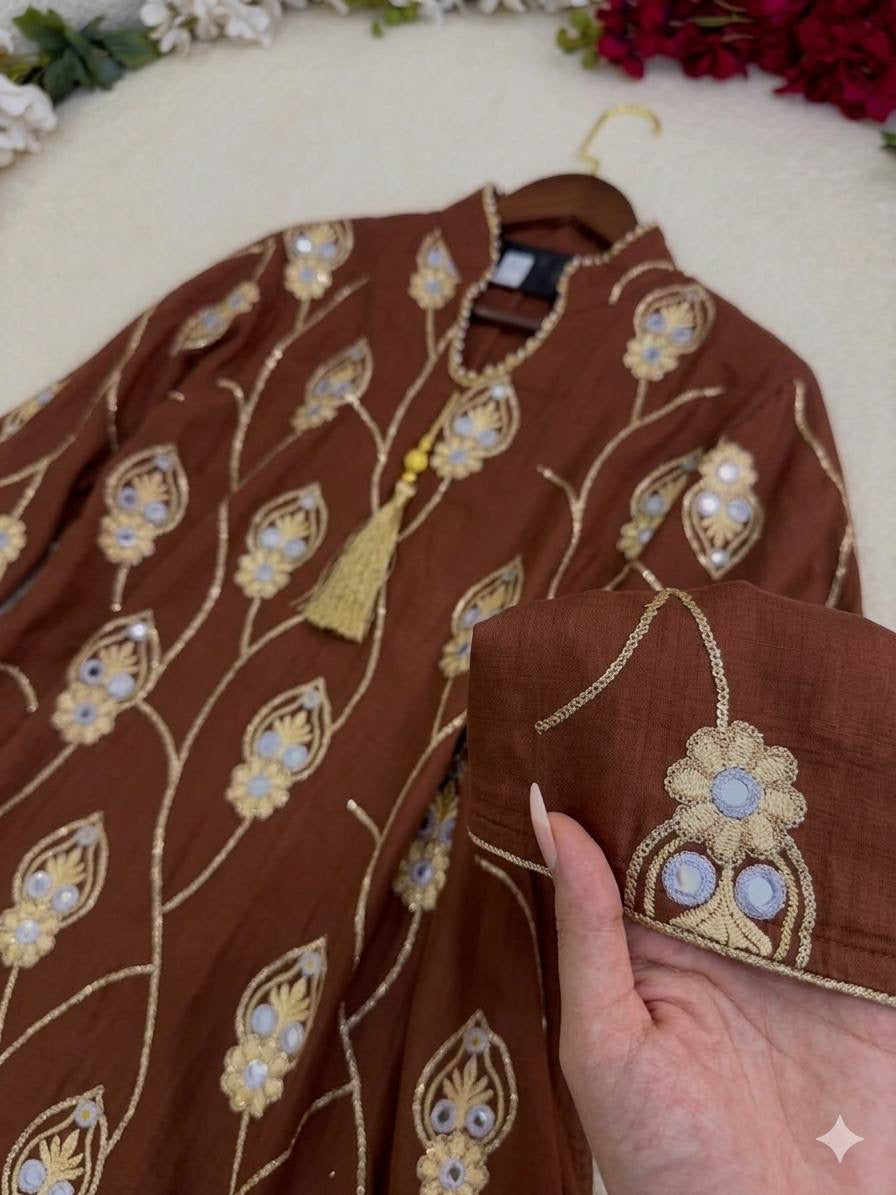 عباية ملكية مطرزة بنقوش هندسية فاخرة | Royal Geometric Embroidered Abaya