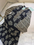 عباية ملكية بتطريزات هندسية وخامة الكتان الصيفية الفاخرة | Royal Geometric Embroidered Abaya in Premium Summer Linen