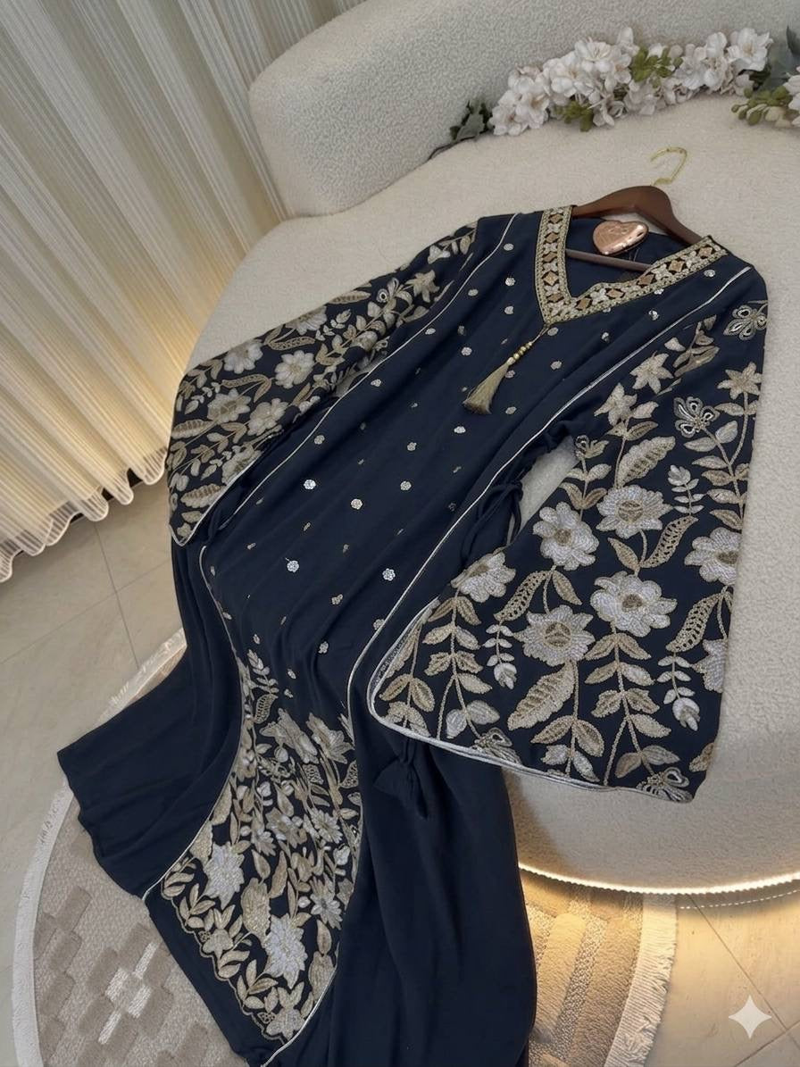 عباية ملكية مطرزة بنقوش هندسية فاخرة | Royal Geometric Embroidered Abaya