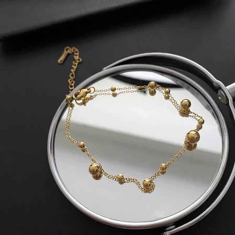 إسوارة "الكرات الذهبية" المتدلية | Dainty Golden Beads Bracelet