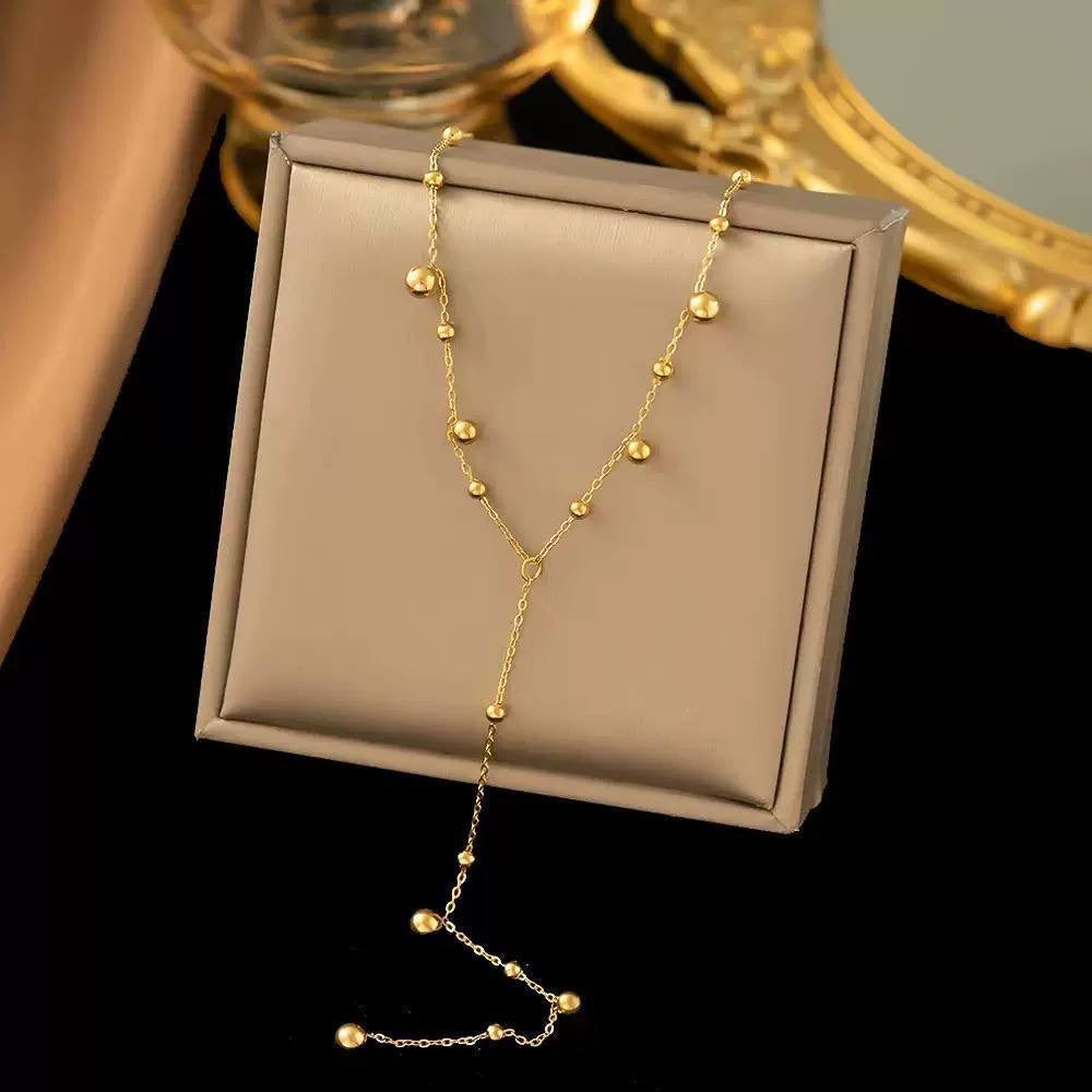 قلادة "حبات اللؤلؤ الذهبي" المتدلية | Golden Beads Drop Necklace