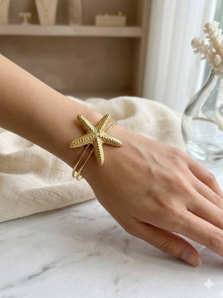 إسوارة "سحر الأنامل" | Delicate Hand Chain Bracelet