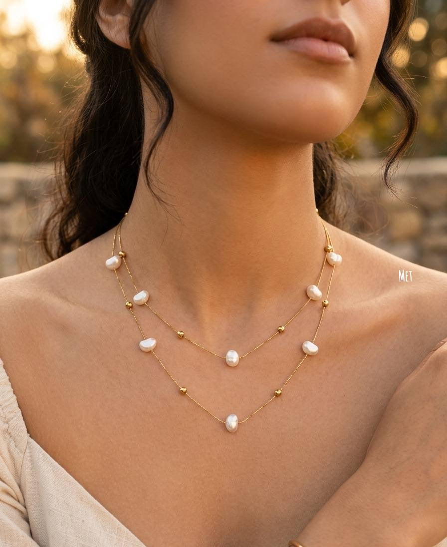 قلادة "لآلئ النور" المزدوجة | Double Layered "Pearls of Light" Necklace