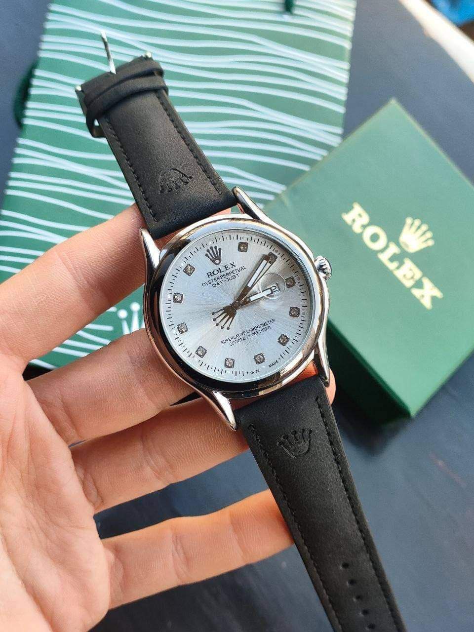 ساعة "أيقونة الكلاسيكية" من رولكس | "Classic Icon" Rolex Watch