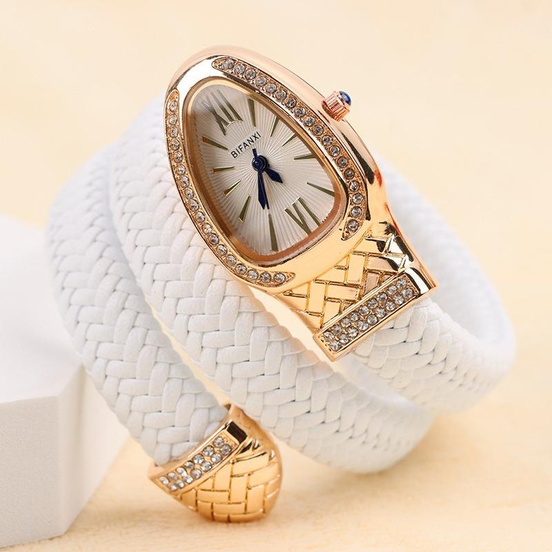 ساعة "رقي الأفعوانية" من بولغري | "Serpent Elegance" Bvlgari Watch